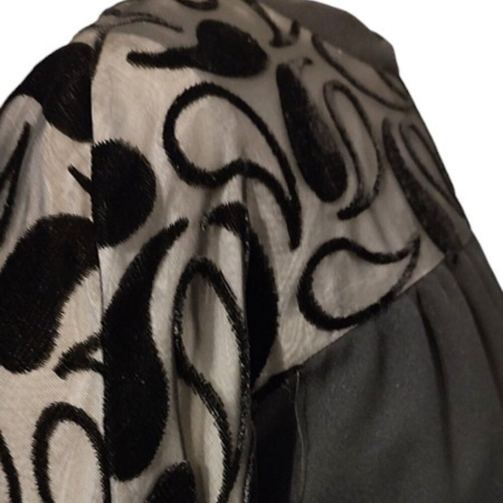 1960s Vintage Black Cocktail Dress With Illusion Top & Black Paisley Designs LBD - Picture 9 of 11